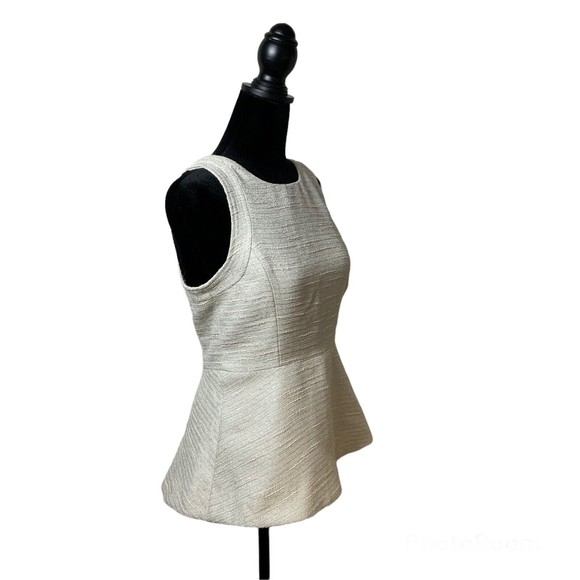 BANANA REPUBLIC Woman's Sz 0 Beige Tincel Peplum Sleeveless Blouse Shirt - Picture 2 of 8